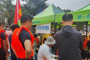 沃格尔：半场落后20分不算啥 我们追了回来但没把握住胜利机会