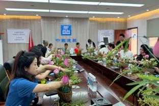 芬奇：我从来没指望联盟会禁赛穆雷 无论是否禁赛现在都不重要了